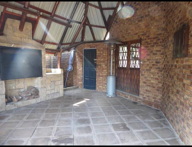 3 BEDROOM HOUSE FOR SALE IN SUNWARD PARK
